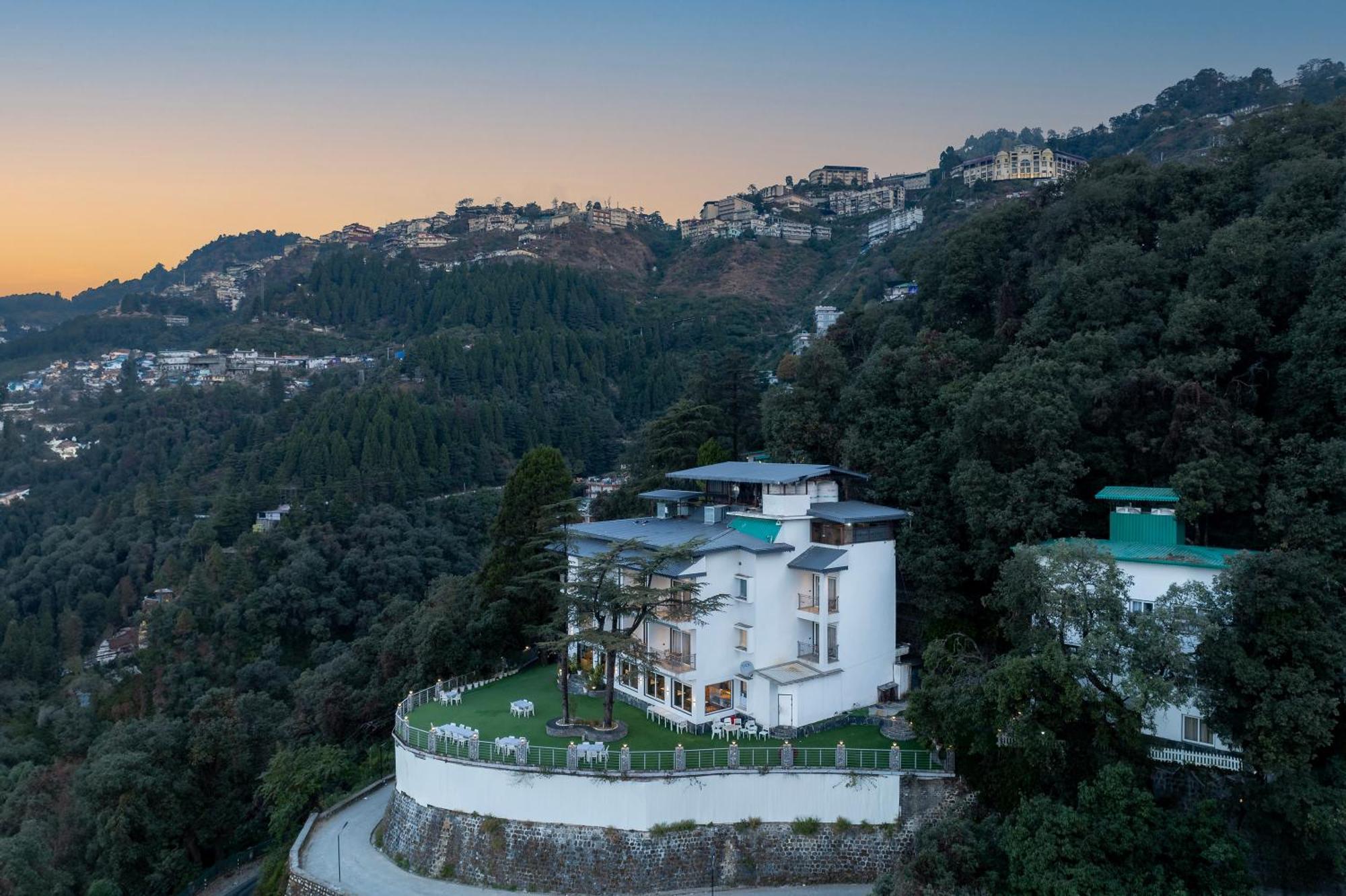 Echor Baris Resort Mussoorie Exterior foto