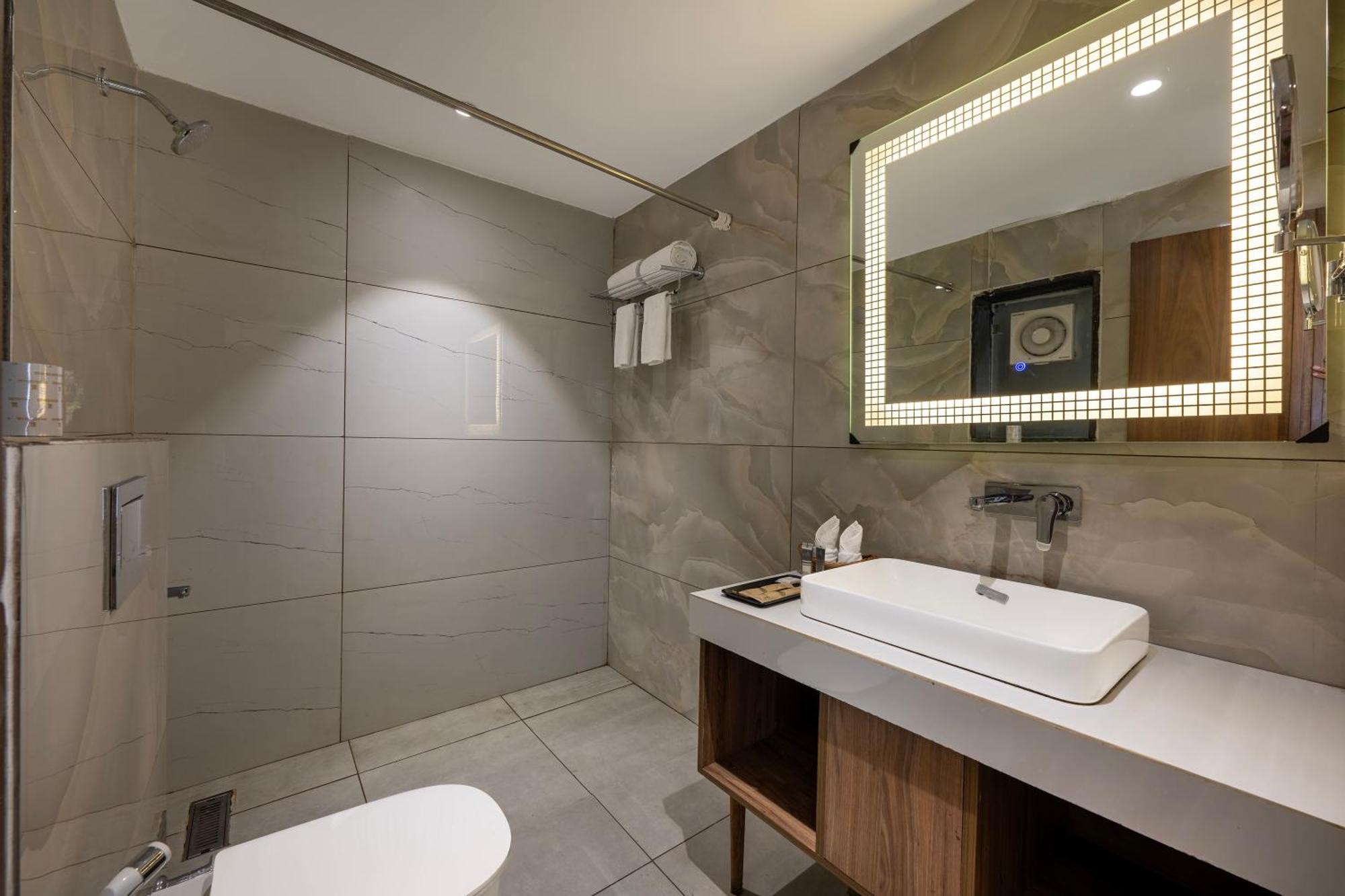 Echor Baris Resort Mussoorie Exterior foto